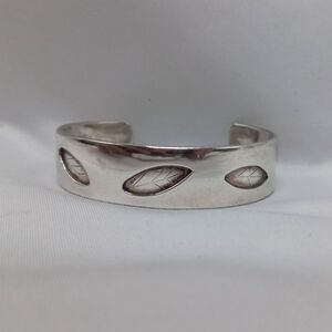 Custom 90s Peter Drucker Native American Sterling Silver Cuff Bracelet
